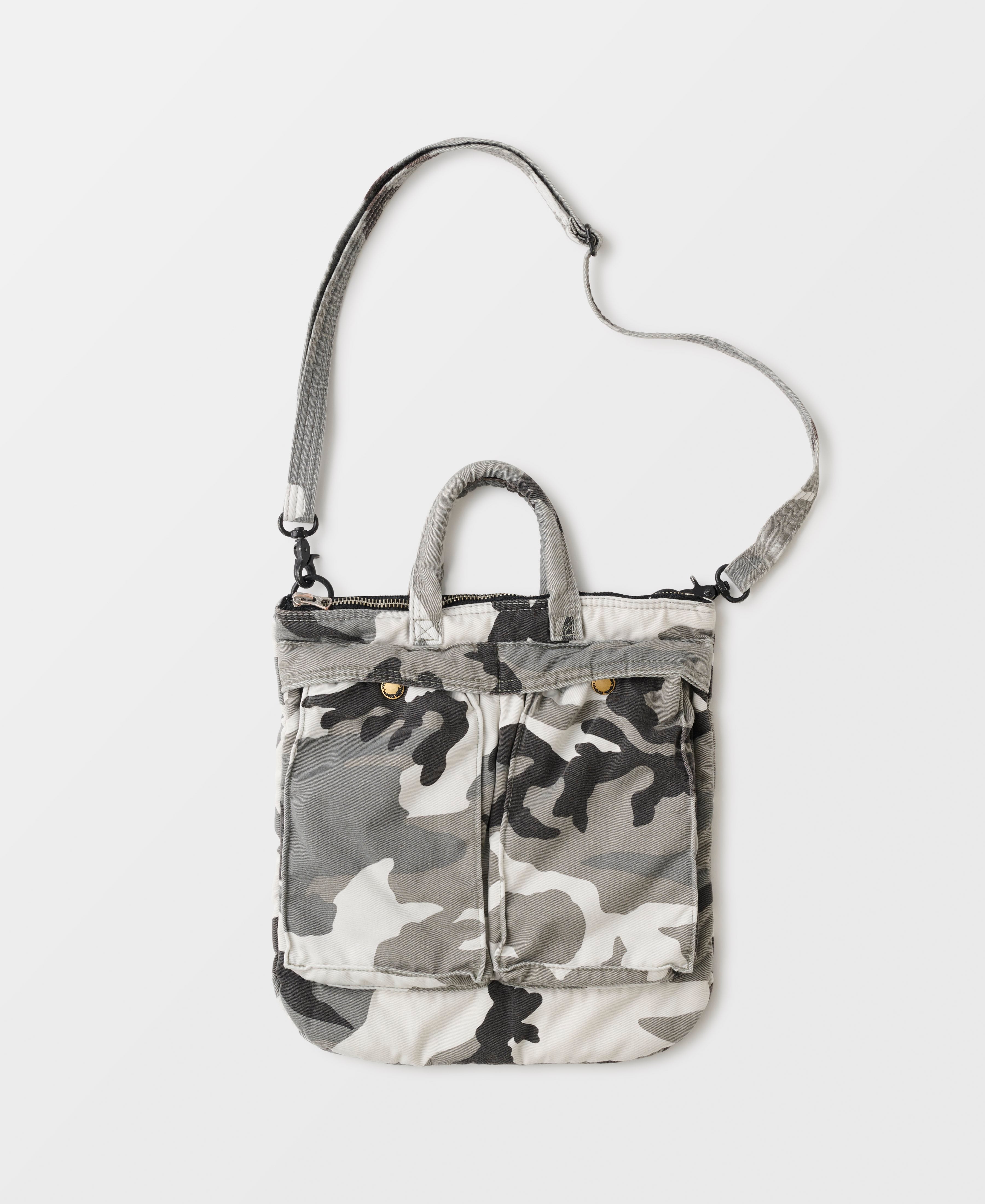 VINTAGE WASH 2WAY MINI CAMO HELMET BAG | UC