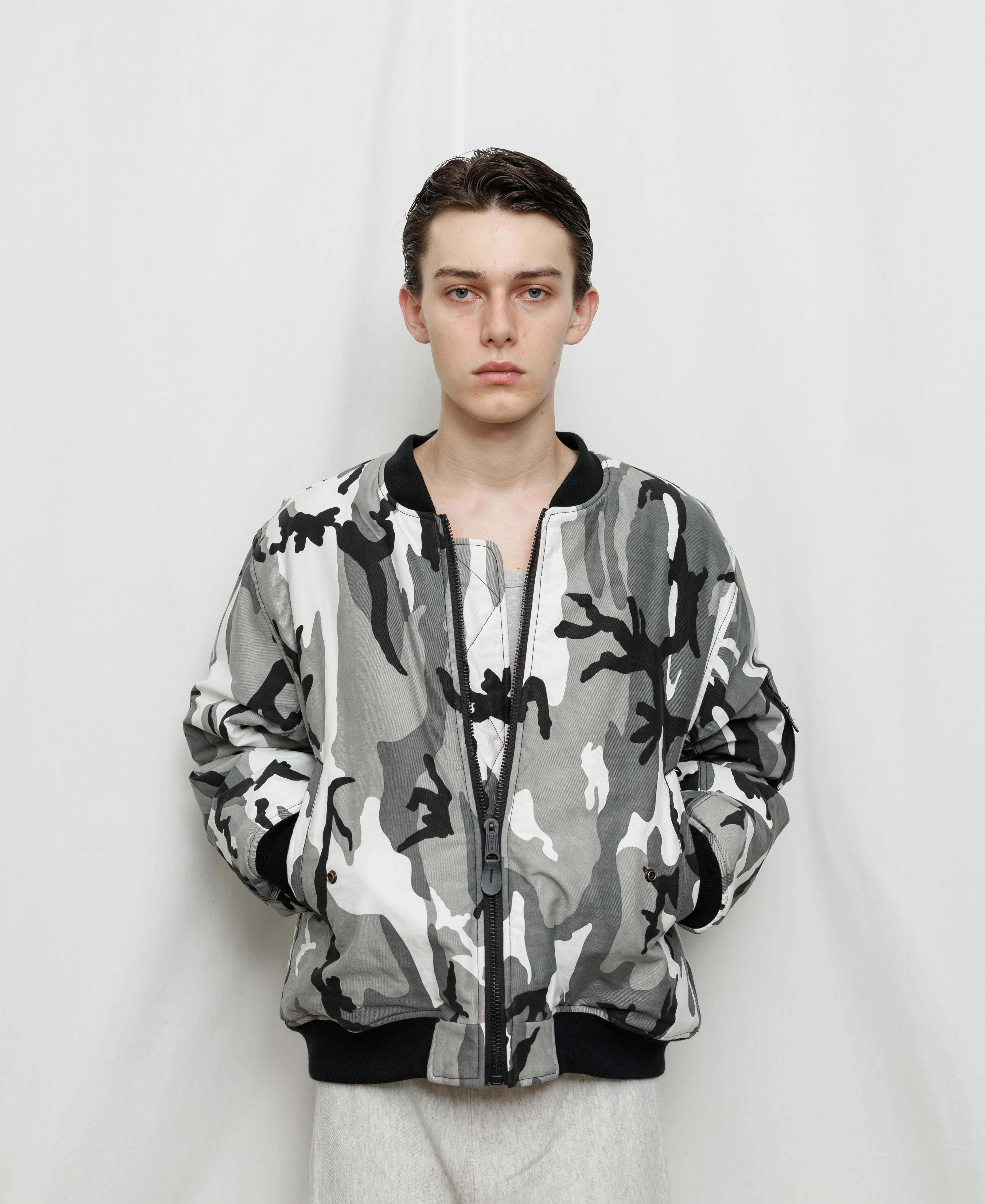 VINTAGE WASH CAMOUFLAGE DOUBLE FACE COTTON BOMBER JACKET - VERTICAL UC