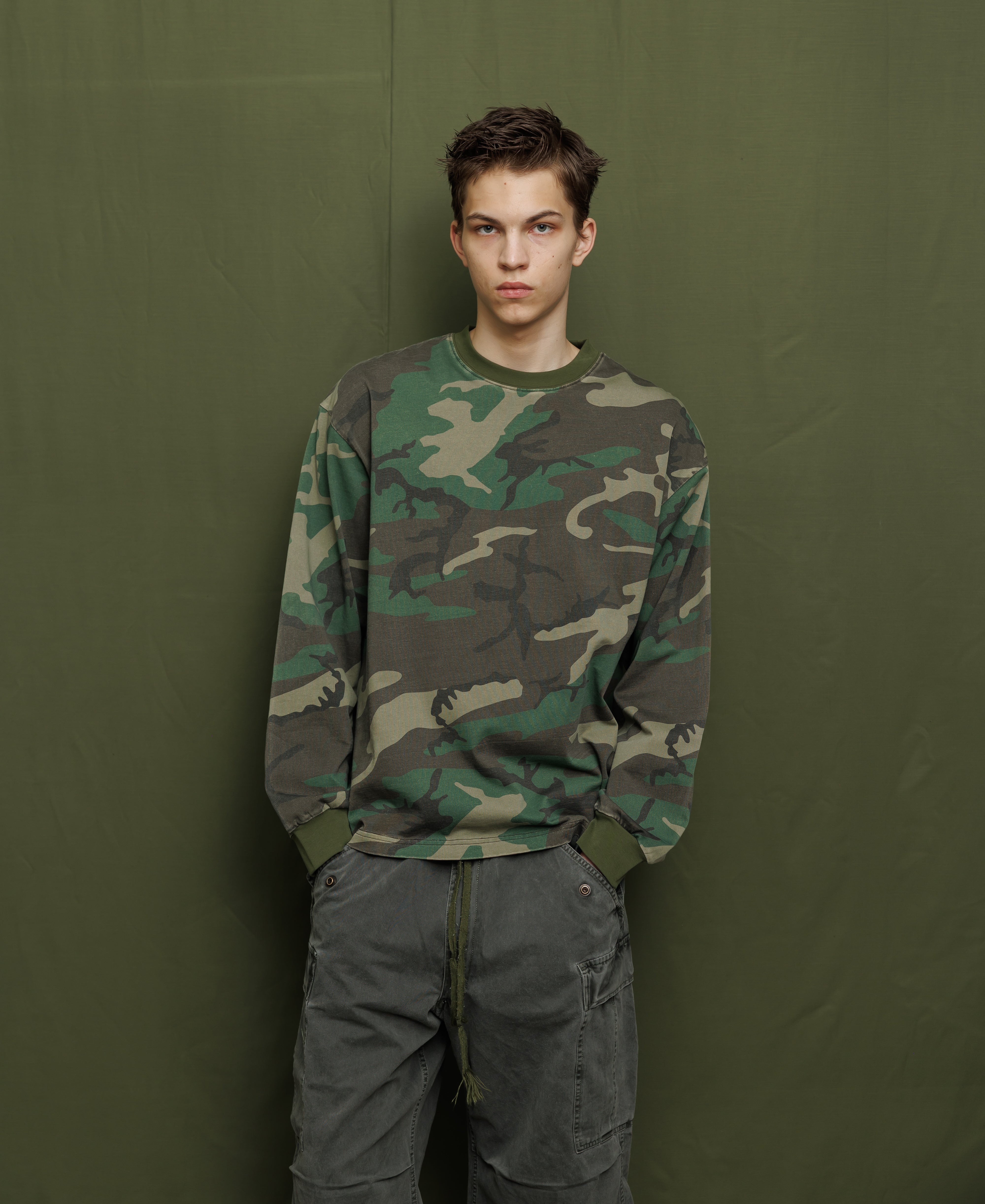 ヴィンテージウォッシュ ロングスリーブシャツ - ウッドランドカモ